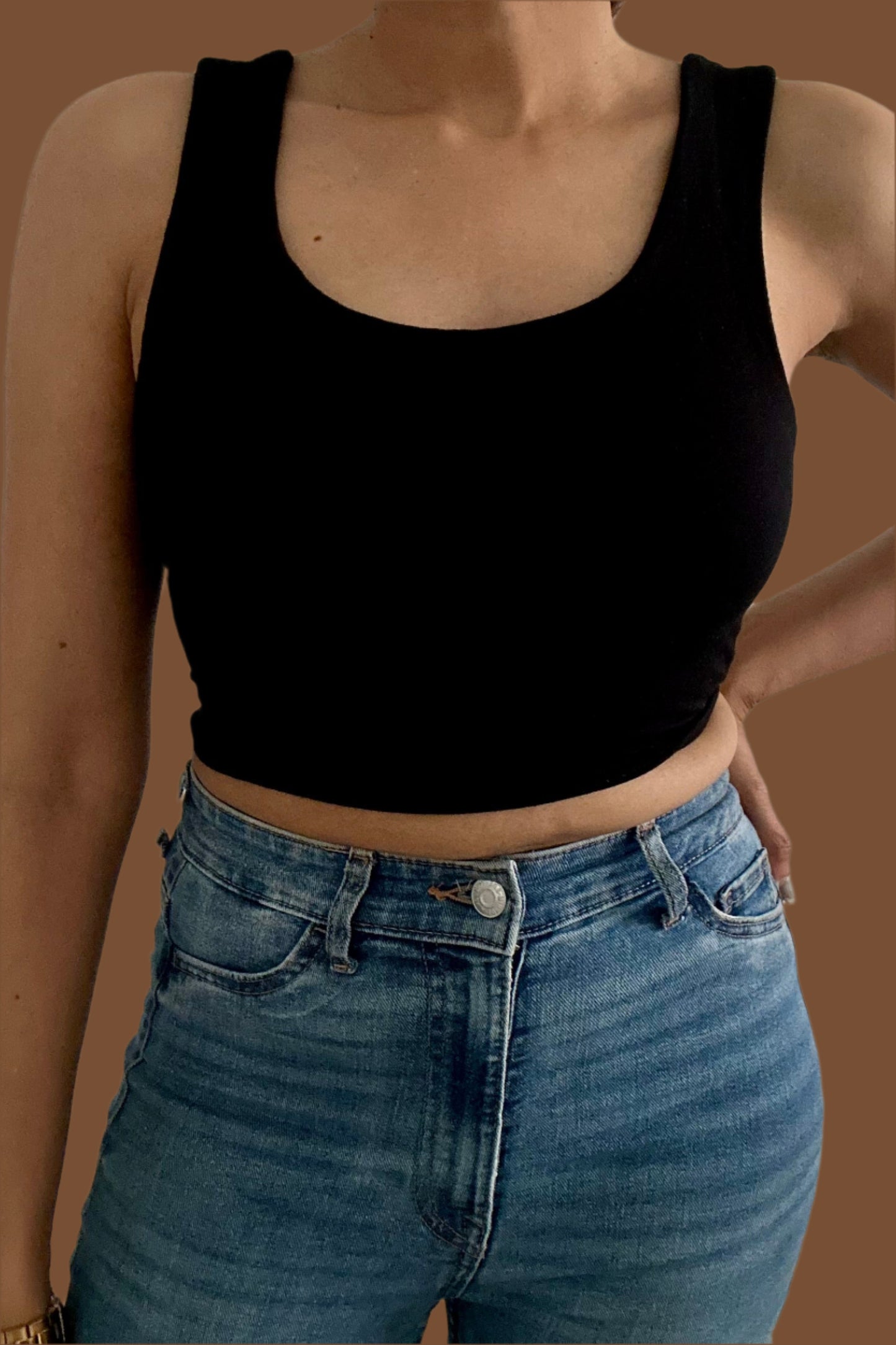 Basic Sleeveless Crop with cut out back